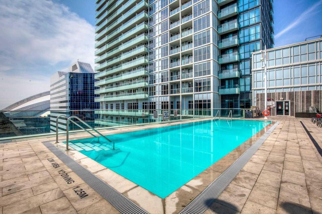 Front Street Suites Toronto Eksteriør bilde