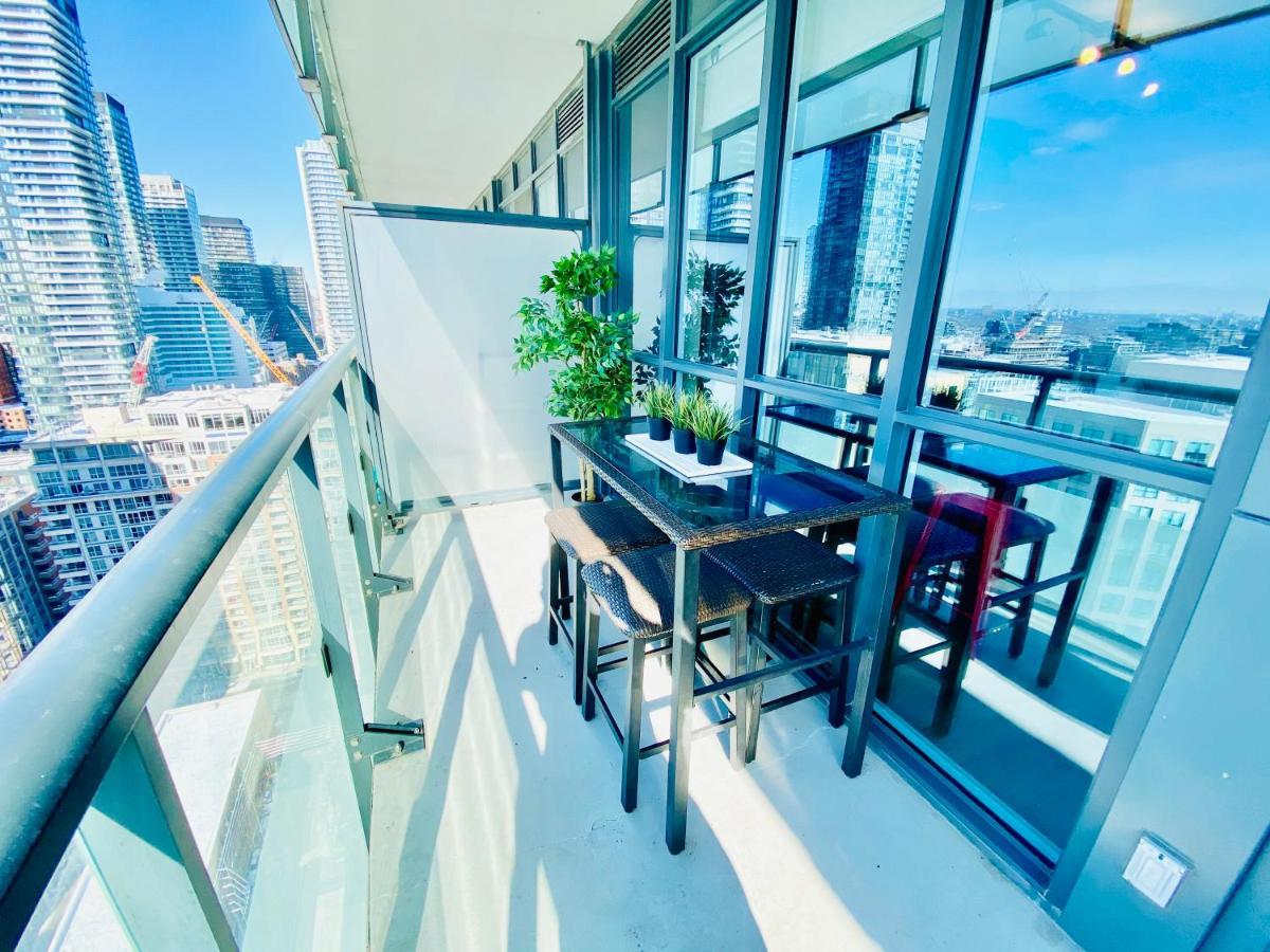Front Street Suites Toronto Eksteriør bilde